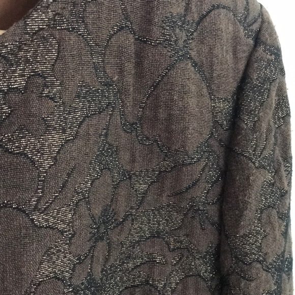 Albert Nipon beautiful metallic cocktail blazer 😍 - Picture 5 of 8